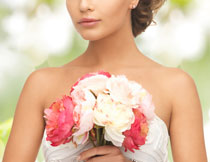 拿花束的新娘人物摄影高清图片